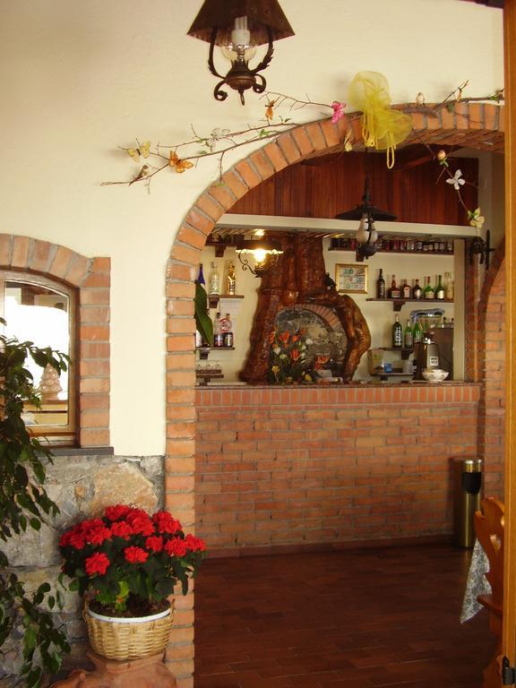 Hotel Il Capanno Pietra Ligure Exterior foto